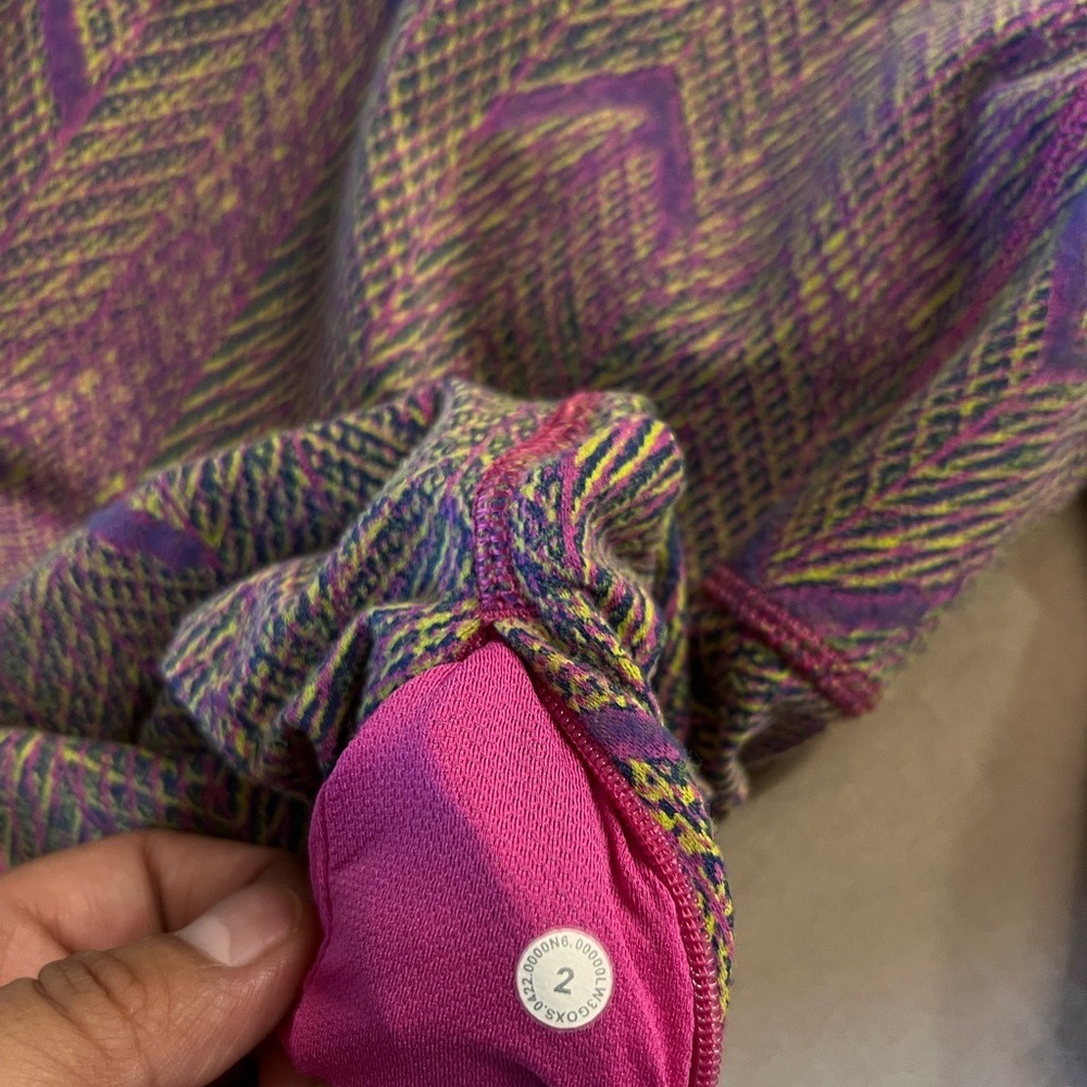 Lululemon Swiftly Tech Long Sleeve 2.0 Chevron Herringbone Magenta Purple Size 2 - Picture 13 of 13